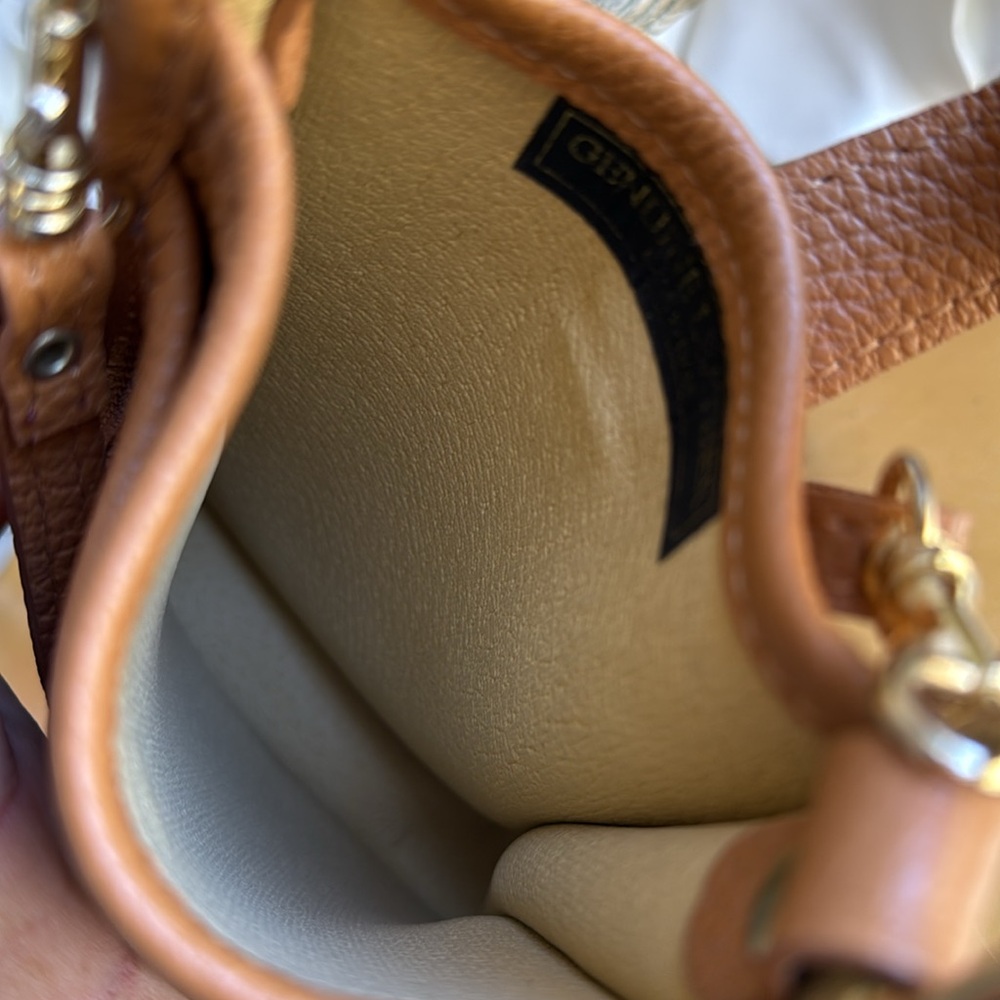 NWOT! Raffinato Borsetta Crossbody in Caramel Pebbled Leather - Picture 10 of 12